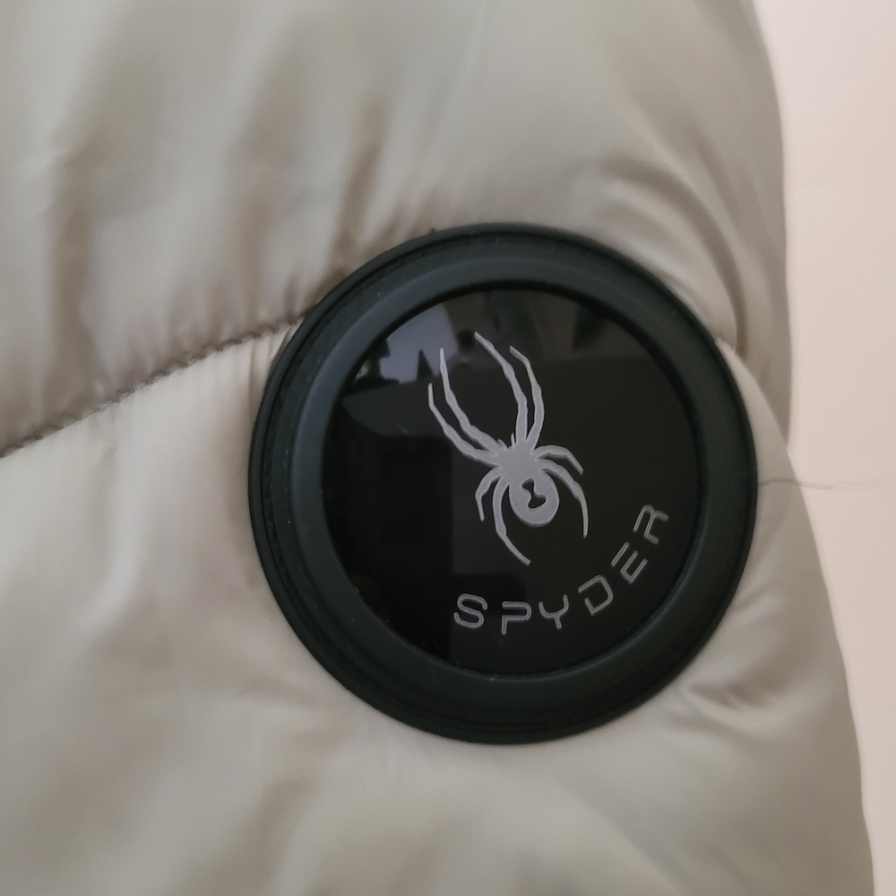โ๏ธ SPIDER PUFFER JACKET โ๏ธ - Picture 2 of 14